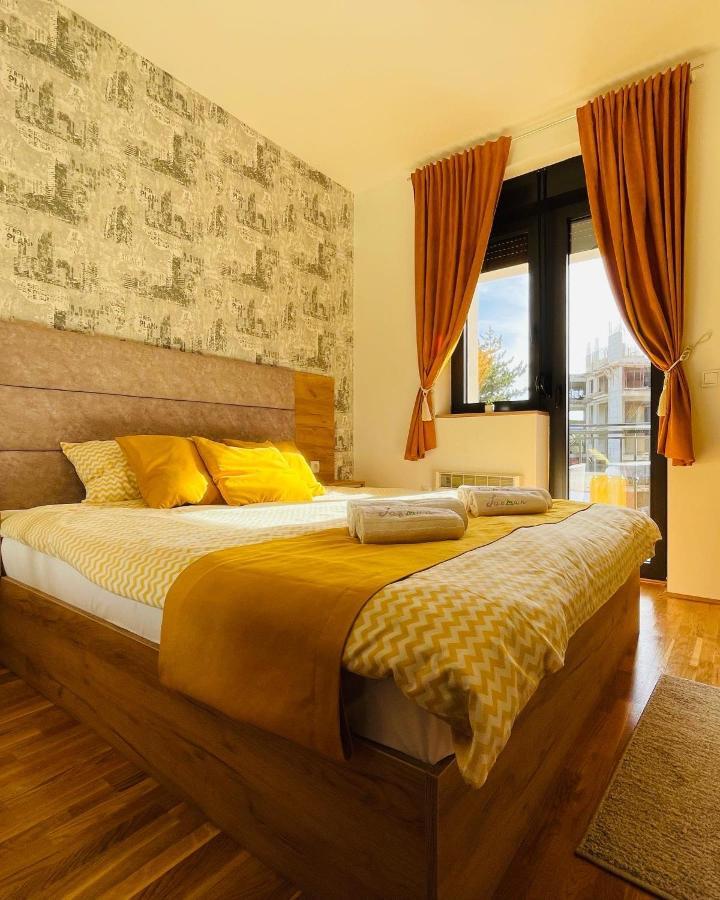 Lux Apartmani Vojinovic 兹拉蒂博尔 外观 照片