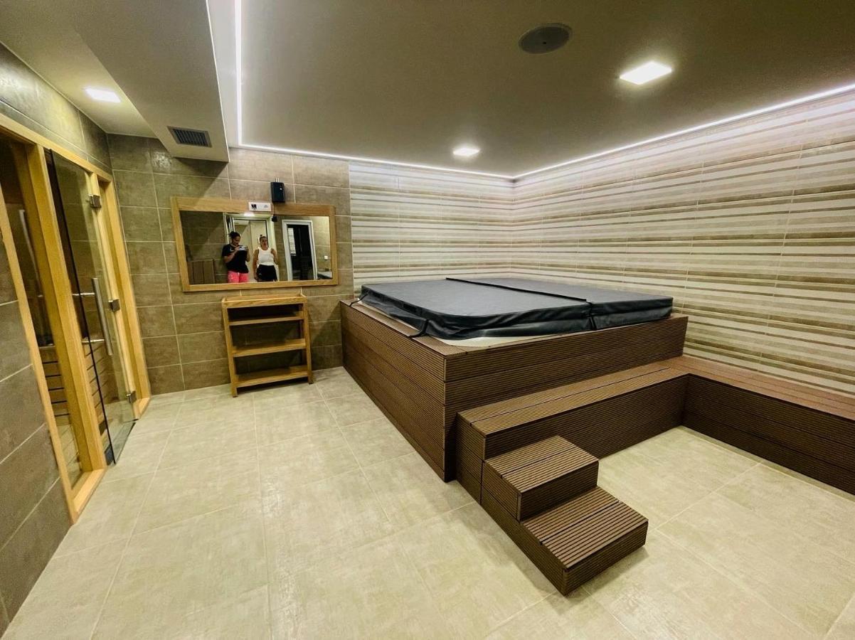 Lux Apartmani Vojinovic 兹拉蒂博尔 外观 照片